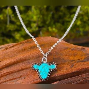 Turquoise Bull Pendant Necklace in Silver